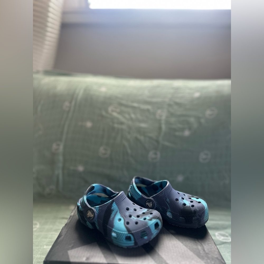 CROCS Kids Aqua and Navy Water Shoes